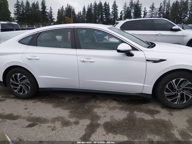 Auction sale of the 2026 Hyundai Sonata Hybrid Blue, vin: KMHL24JJ4TA157398, lot number: 46114835