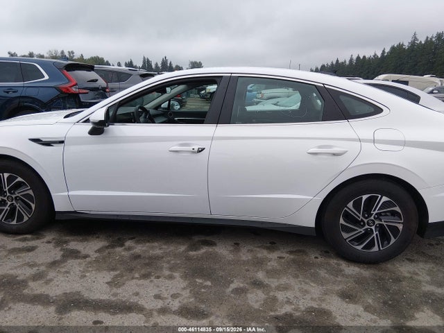 Auction sale of the 2026 Hyundai Sonata Hybrid Blue, vin: KMHL24JJ4TA157398, lot number: 46114835