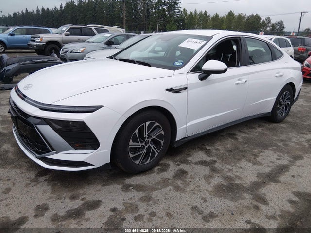 Auction sale of the 2026 Hyundai Sonata Hybrid Blue, vin: KMHL24JJ4TA157398, lot number: 46114835