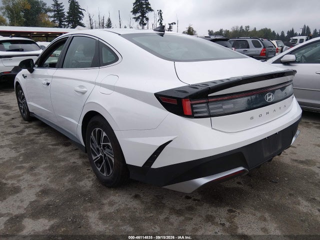 Auction sale of the 2026 Hyundai Sonata Hybrid Blue, vin: KMHL24JJ4TA157398, lot number: 46114835