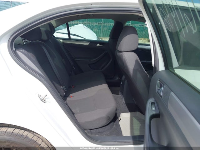 Продажа на аукционе авто 2015 Volkswagen Jetta 1.8t Se, vin: 3VWD17AJ3FM302352, номер лота: 46114888