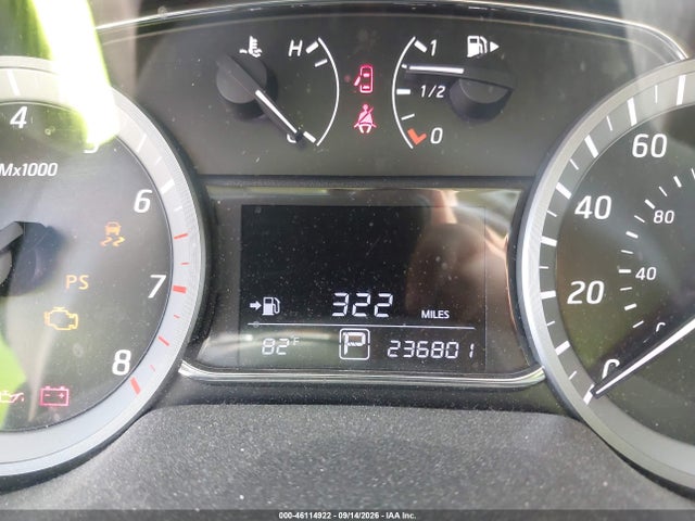 2013 Nissan Sentra Sr მანქანა იყიდება აუქციონზე, vin: 3N1AB7AP6DL795859, აუქციონის ნომერი: 46114922