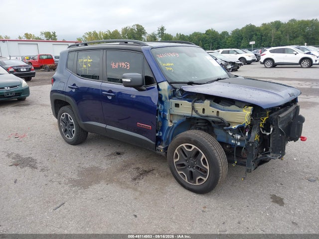 46114953 :رقم المزاد ، ZACCJBCT1GPC89759 vin ، 2016 Jeep Renegade Trailhawk مزاد بيع