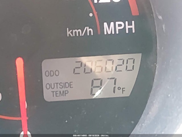 46114985 :رقم المزاد ، 2T1KR32EX5C419253 vin ، 2005 Toyota Matrix مزاد بيع