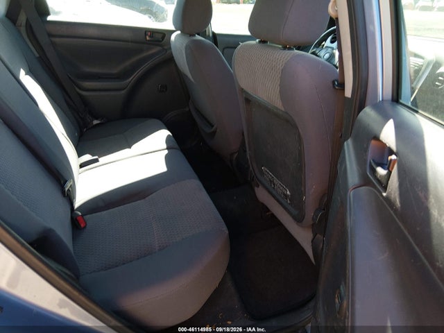 46114985 :رقم المزاد ، 2T1KR32EX5C419253 vin ، 2005 Toyota Matrix مزاد بيع