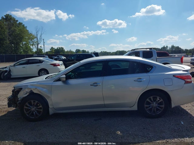 Продаж на аукціоні авто 2015 Nissan Altima 2.5 S, vin: 1N4AL3AP0FC491885, номер лоту: 46115025