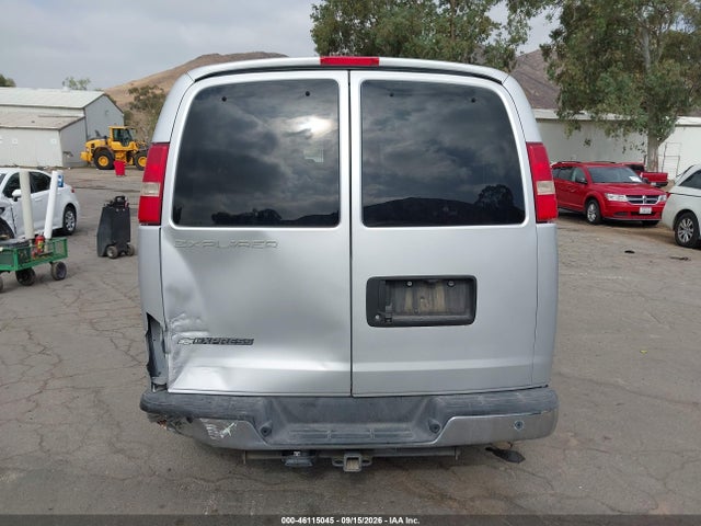 Chevrolet Express 2500 Work Van 2017 1GCWGAFG4H1120860 Image 16