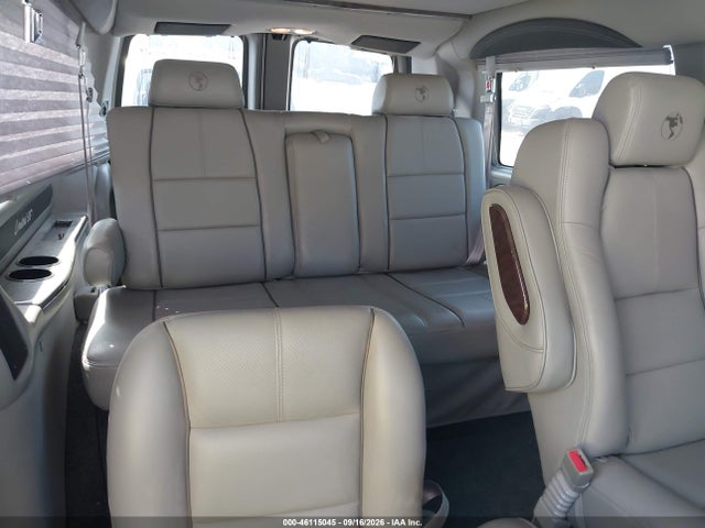 Chevrolet Express 2500 Work Van 2017 1GCWGAFG4H1120860 Image 19