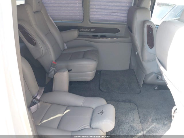 Chevrolet Express 2500 Work Van 2017 1GCWGAFG4H1120860 Image 8