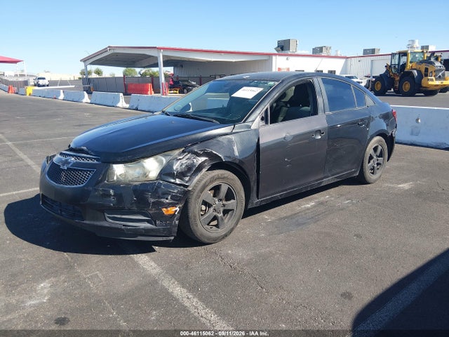 Chevrolet Cruze 1lt Manual 2014 1G1PD5SB1E7213853 Image 2
