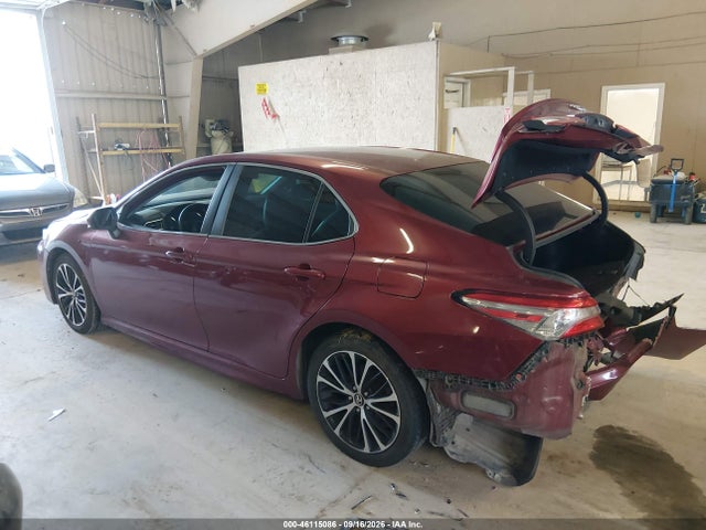2018 Toyota Camry Se მანქანა იყიდება აუქციონზე, vin: 4T1B11HK6JU517939, აუქციონის ნომერი: 46115086