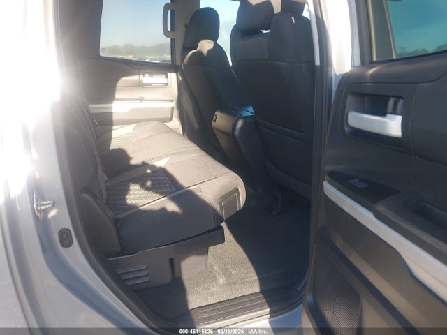 46115136 :رقم المزاد ، 5TFRY5F16KX245005 vin ، 2019 Toyota Tundra Sr5 5.7l V8 مزاد بيع