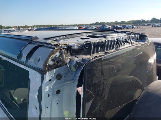 Продажа на аукционе авто 2025 Land Rover Defender 130 P300 S, vin: SALEJFFU5S2458312, номер лота: 46115140