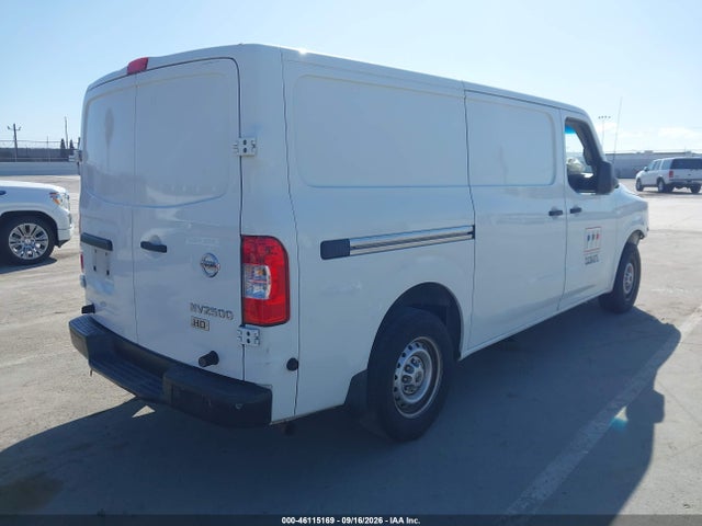 46115169 :رقم المزاد ، 1N6BF0KX3FN801306 vin ، 2015 Nissan Nv Cargo Nv2500 Hd S V6 مزاد بيع