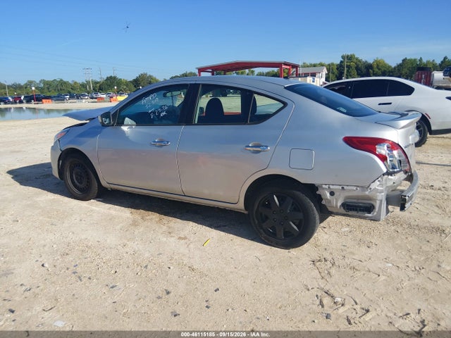 2015 Nissan Versa 1.6 S/1.6 S+/1.6 Sl/1.6 Sv მანქანა იყიდება აუქციონზე, vin: 3N1CN7AP0FL848994, აუქციონის ნომერი: 46115185