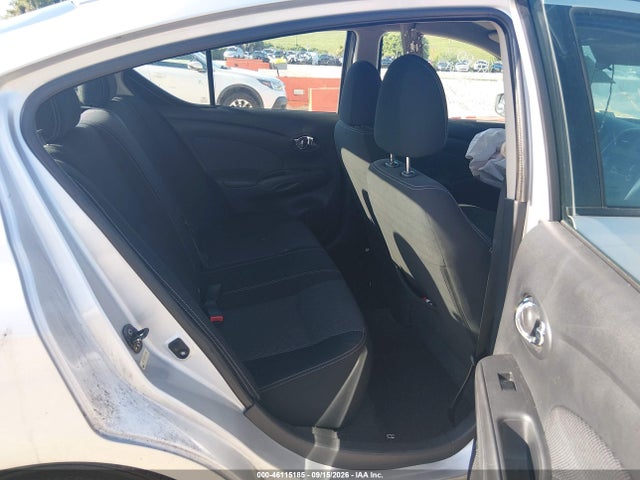 2015 Nissan Versa 1.6 S/1.6 S+/1.6 Sl/1.6 Sv მანქანა იყიდება აუქციონზე, vin: 3N1CN7AP0FL848994, აუქციონის ნომერი: 46115185