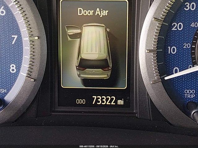 46115205 :رقم المزاد ، 5TDYK3DC3FS657495 vin ، 2015 Toyota Sienna Xle 8 Passenger مزاد بيع