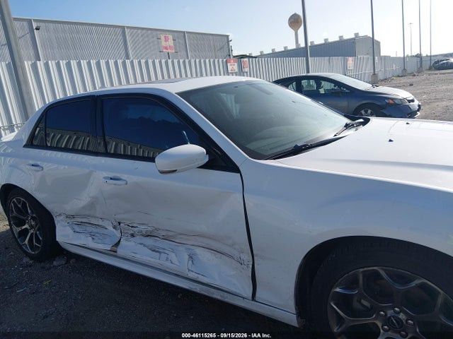 Aukcja sprzedaży 2018 Chrysler 300 300s, vin: 2C3CCABG4JH266384, numer aukcji: 46115265