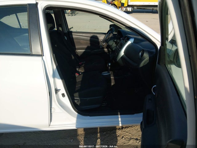 46115317 :رقم المزاد ، 3N1CN7AP7JL801339 vin ، 2018 Nissan Versa 1.6 Sv مزاد بيع