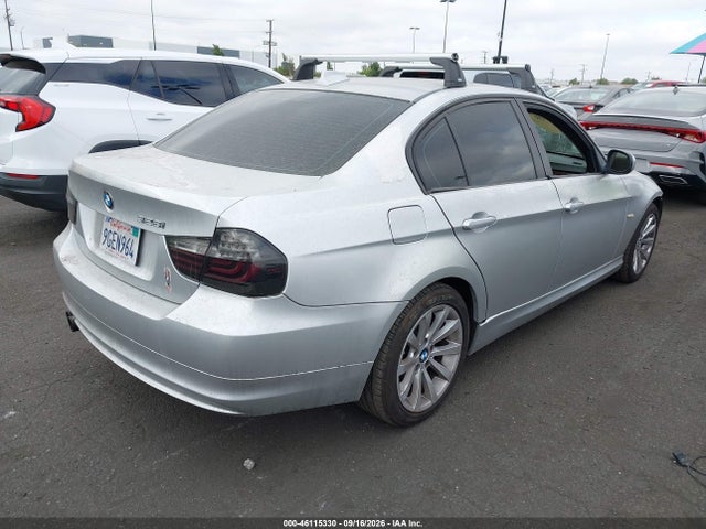 46115330 :رقم المزاد ، WBAPH7G56BNM55102 vin ، 2011 Bmw 328i مزاد بيع