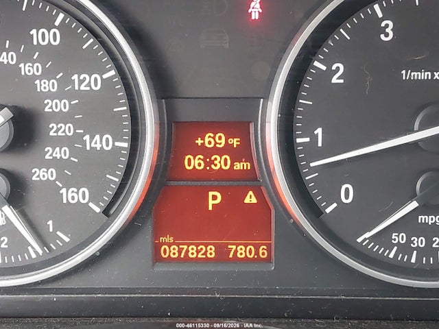 46115330 :رقم المزاد ، WBAPH7G56BNM55102 vin ، 2011 Bmw 328i مزاد بيع