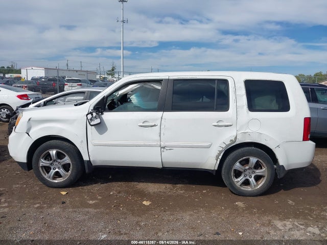 46115397 :رقم المزاد ، 5FNYF4H51EB056417 vin ، 2014 Honda Pilot Ex-l مزاد بيع