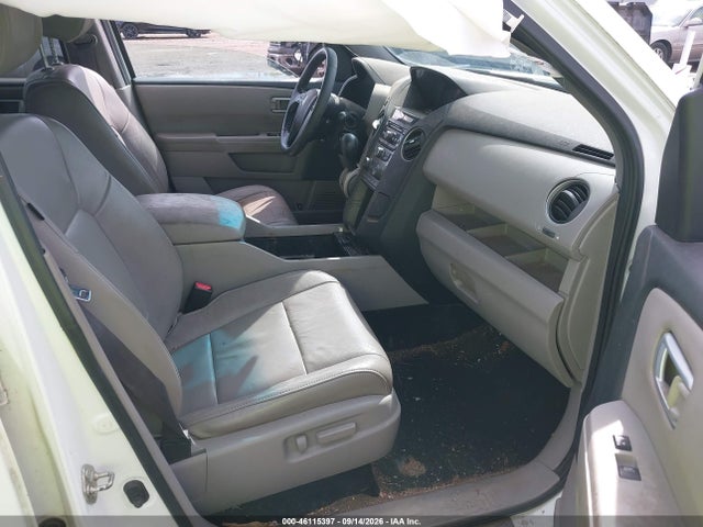 46115397 :رقم المزاد ، 5FNYF4H51EB056417 vin ، 2014 Honda Pilot Ex-l مزاد بيع
