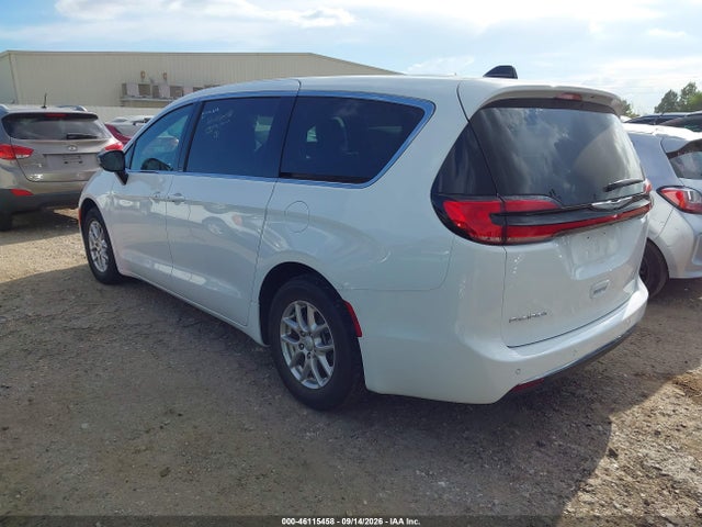 Продаж на аукціоні авто 2025 Chrysler Pacifica Select, vin: 2C4RC1BG4SR600818, номер лоту: 46115458