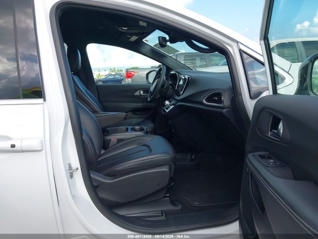 Продаж на аукціоні авто 2025 Chrysler Pacifica Select, vin: 2C4RC1BG4SR600818, номер лоту: 46115458
