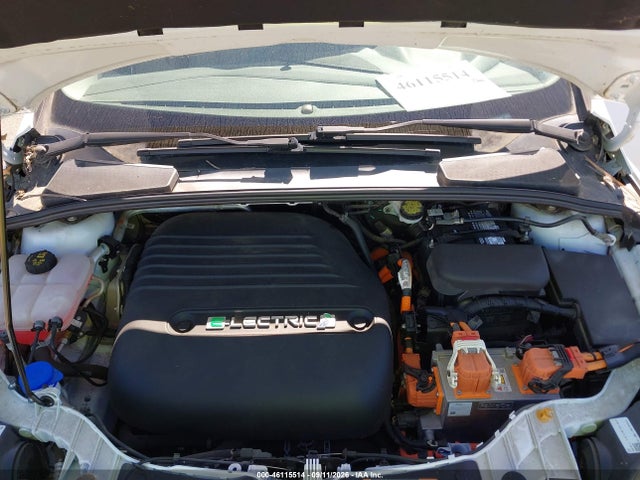 46115514 :رقم المزاد ، 1FADP3R42JL296133 vin ، 2018 Ford Focus Electric مزاد بيع