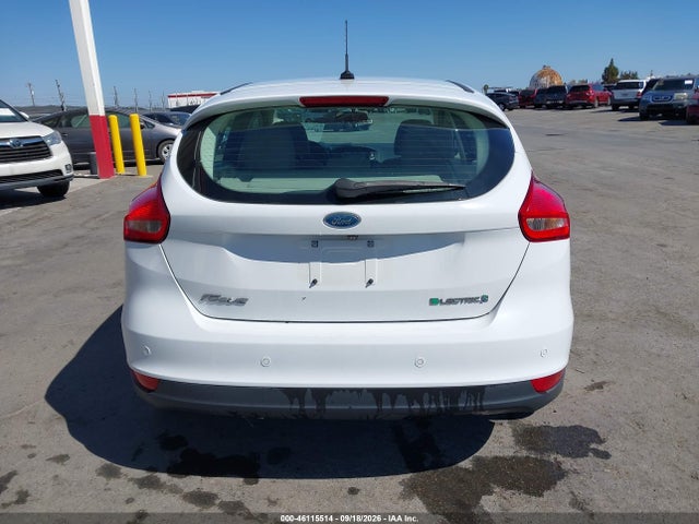 46115514 :رقم المزاد ، 1FADP3R42JL296133 vin ، 2018 Ford Focus Electric مزاد بيع