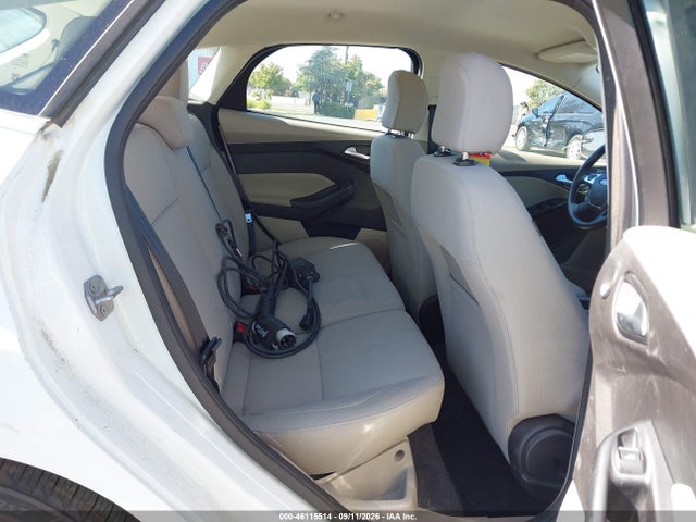 46115514 :رقم المزاد ، 1FADP3R42JL296133 vin ، 2018 Ford Focus Electric مزاد بيع