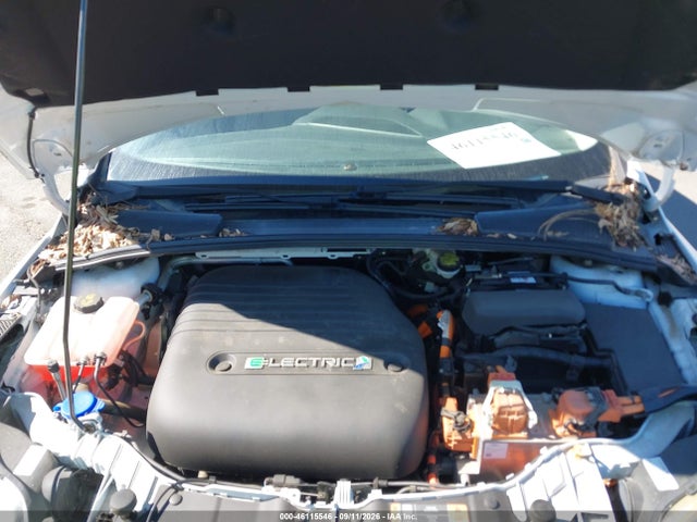 46115546 :رقم المزاد ، 1FADP3R44JL296134 vin ، 2018 Ford Focus Electric مزاد بيع