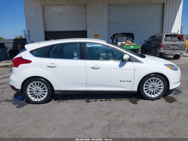 46115546 :رقم المزاد ، 1FADP3R44JL296134 vin ، 2018 Ford Focus Electric مزاد بيع
