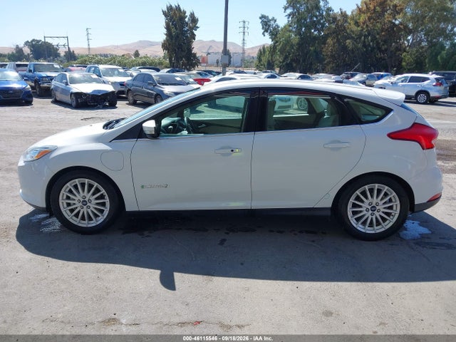 46115546 :رقم المزاد ، 1FADP3R44JL296134 vin ، 2018 Ford Focus Electric مزاد بيع