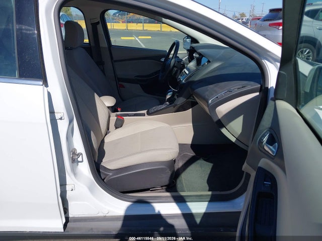 46115546 :رقم المزاد ، 1FADP3R44JL296134 vin ، 2018 Ford Focus Electric مزاد بيع