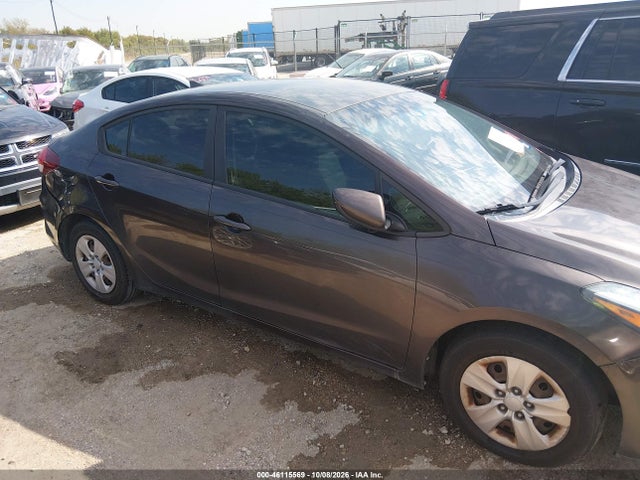 KIA FORTE LX 2018 3KPFK4A72JE183966 Image 13