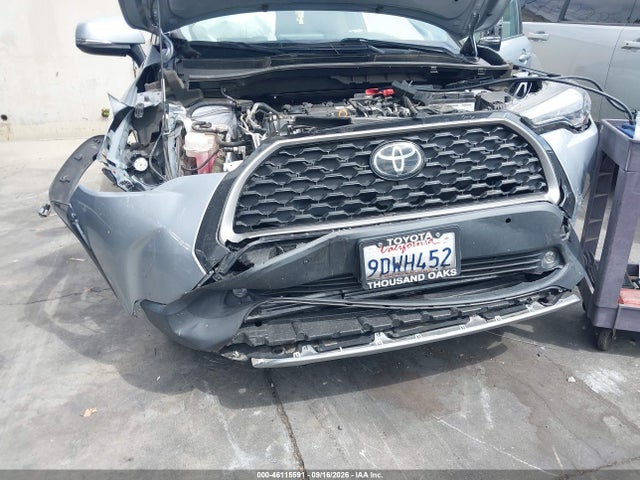 Продажа на аукционе авто 2022 Toyota Corolla Cross Xle, vin: 7MUDAABG8NV040061, номер лота: 46115591