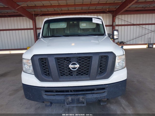 46115616 :رقم المزاد ، 1N6AF0KYXFN802215 vin ، 2015 Nissan Nv Cargo Nv2500 Hd S V8/sl V8/sv V8 مزاد بيع