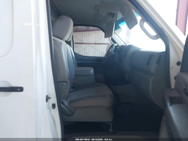 46115616 :رقم المزاد ، 1N6AF0KYXFN802215 vin ، 2015 Nissan Nv Cargo Nv2500 Hd S V8/sl V8/sv V8 مزاد بيع