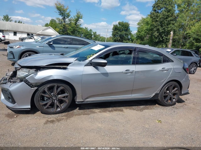 46115667 :رقم المزاد ، SHHFK7H41JU207065 vin ، 2018 Honda Civic Sport مزاد بيع