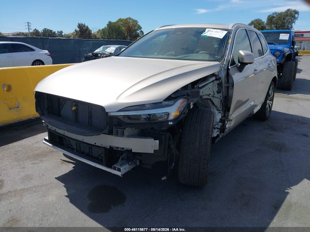 Volvo Xc60 B5 Plus Bright Theme 2023 YV4L12RN0P1246472 Image 6