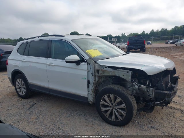 2018 Volkswagen Tiguan 2.0t Se/2.0t Sel მანქანა იყიდება აუქციონზე, vin: 3VV2B7AX0JM053482, აუქციონის ნომერი: 46115700