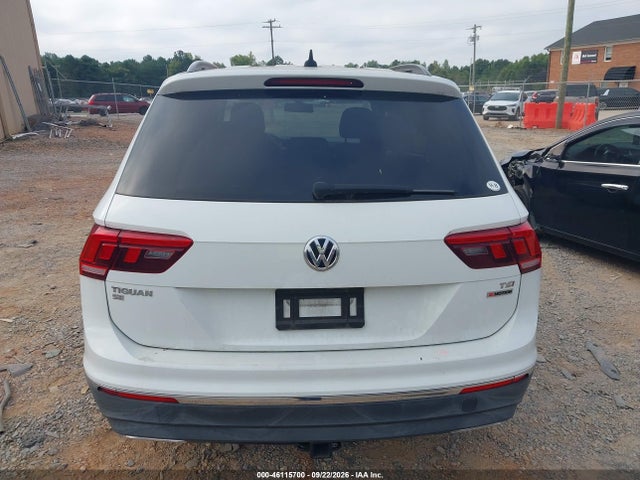 2018 Volkswagen Tiguan 2.0t Se/2.0t Sel მანქანა იყიდება აუქციონზე, vin: 3VV2B7AX0JM053482, აუქციონის ნომერი: 46115700
