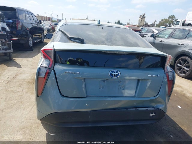 Toyota Prius Two 2017 JTDKBRFU9H3051346 Image 16
