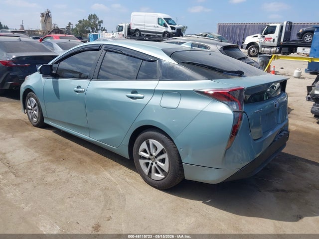 Toyota Prius Two 2017 JTDKBRFU9H3051346 Image 3