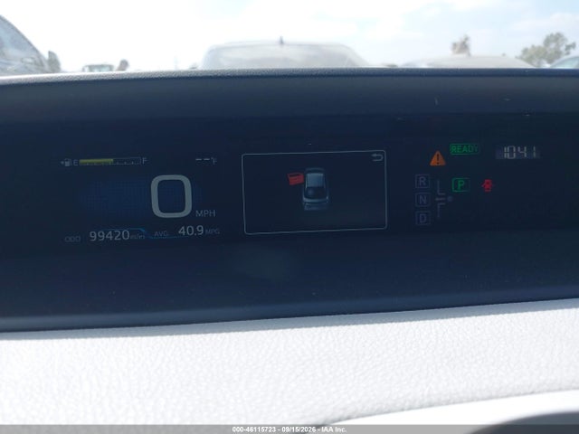 Toyota Prius Two 2017 JTDKBRFU9H3051346 Image 7