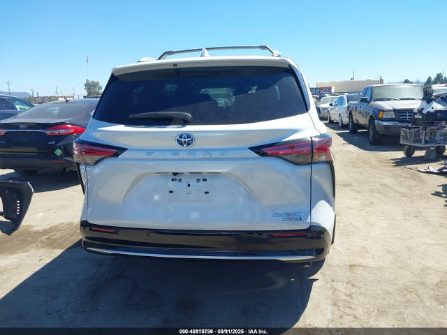 Продажа на аукционе авто 2024 Toyota Sienna Platinum, vin: 5TDERKEC4RS183715, номер лота: 46115730