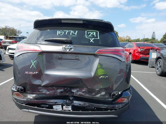 JTMWFREV4HJ114512 Toyota Rav4 Xle