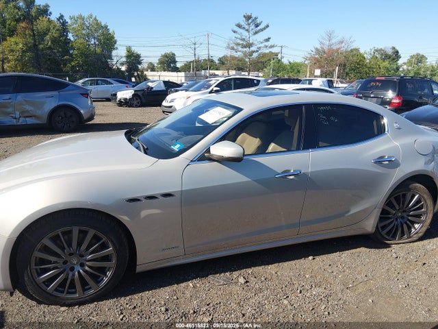 2018 Maserati Ghibli Granlusso მანქანა იყიდება აუქციონზე, vin: ZAM57XSL1J1287325, აუქციონის ნომერი: 46115823